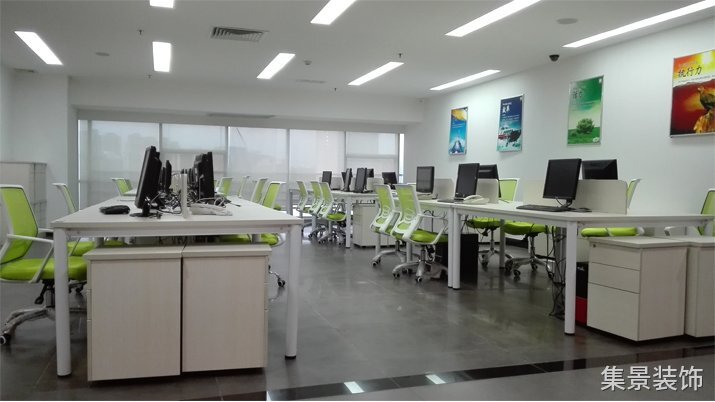 員工辦公區(qū)裝修完工實景圖5